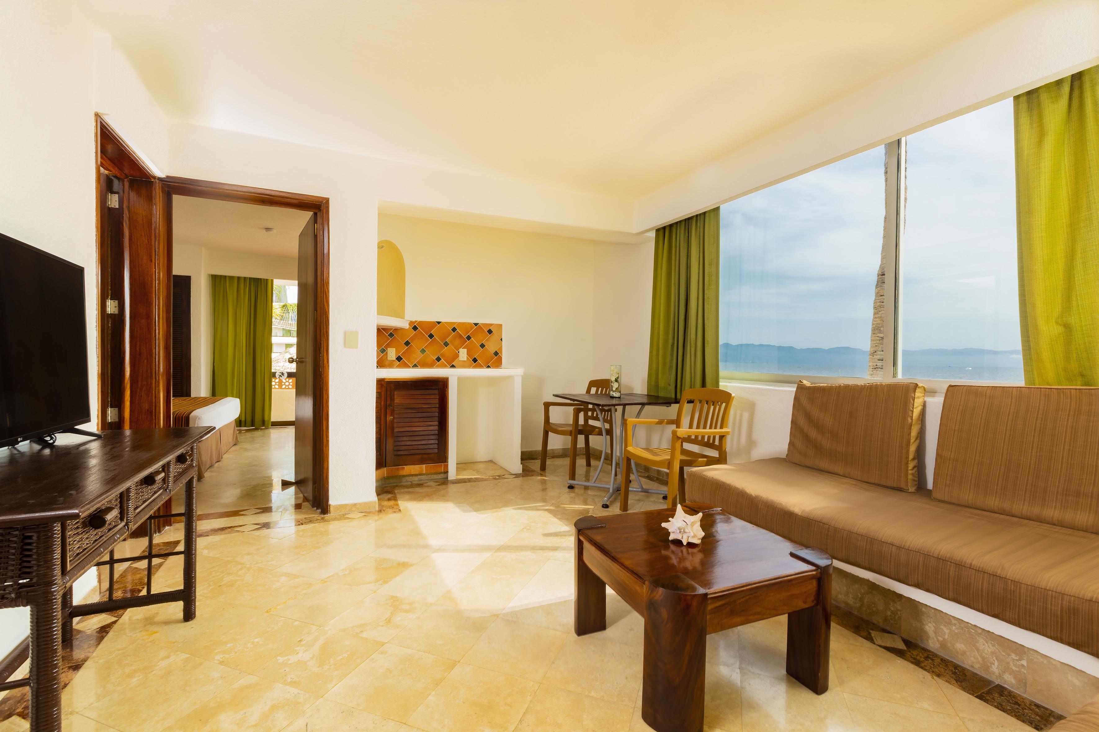 Las Palmas By The Sea All Inclusive Hotel Puerto Vallarta Exterior photo