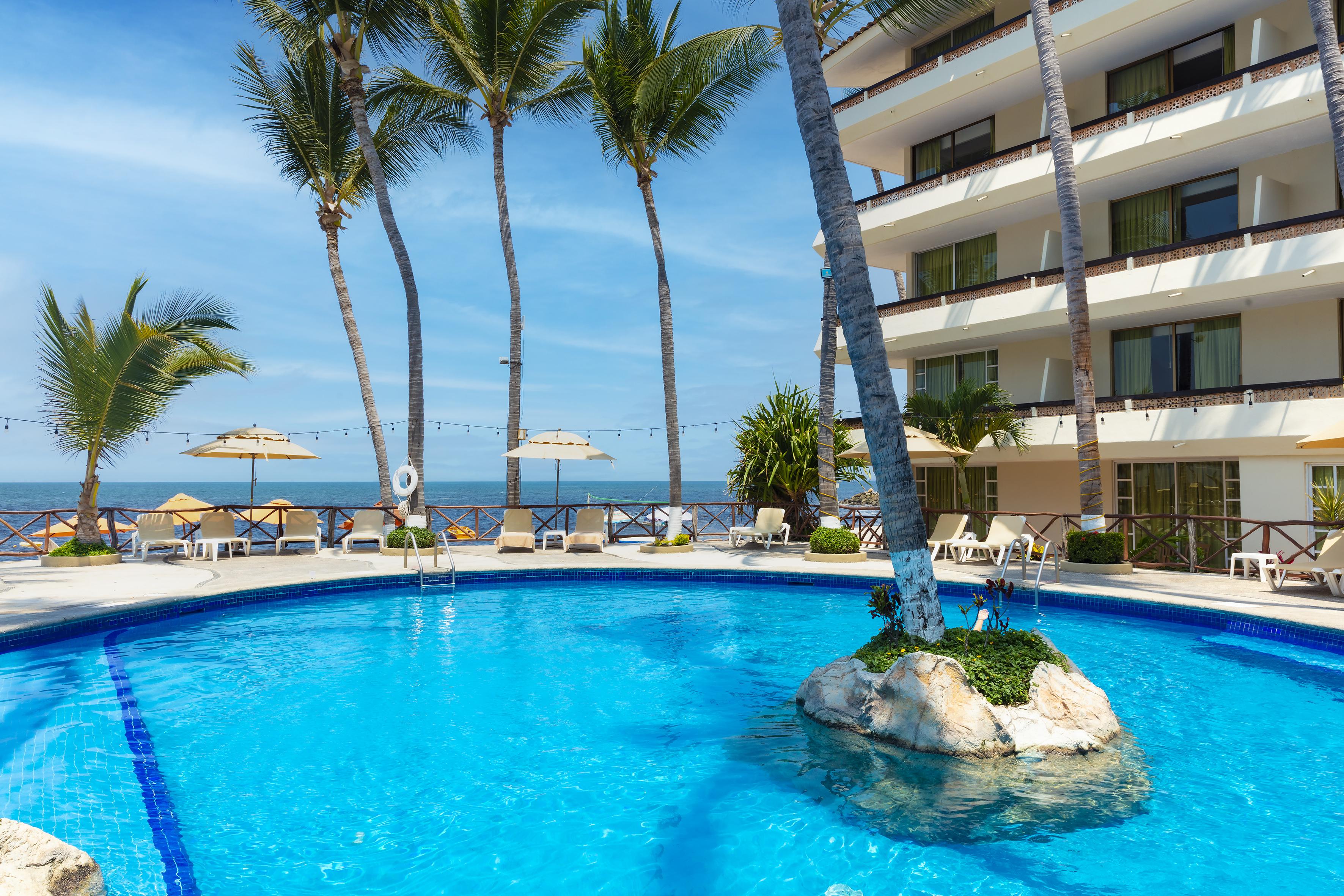 Las Palmas By The Sea All Inclusive Hotel Puerto Vallarta Exterior photo