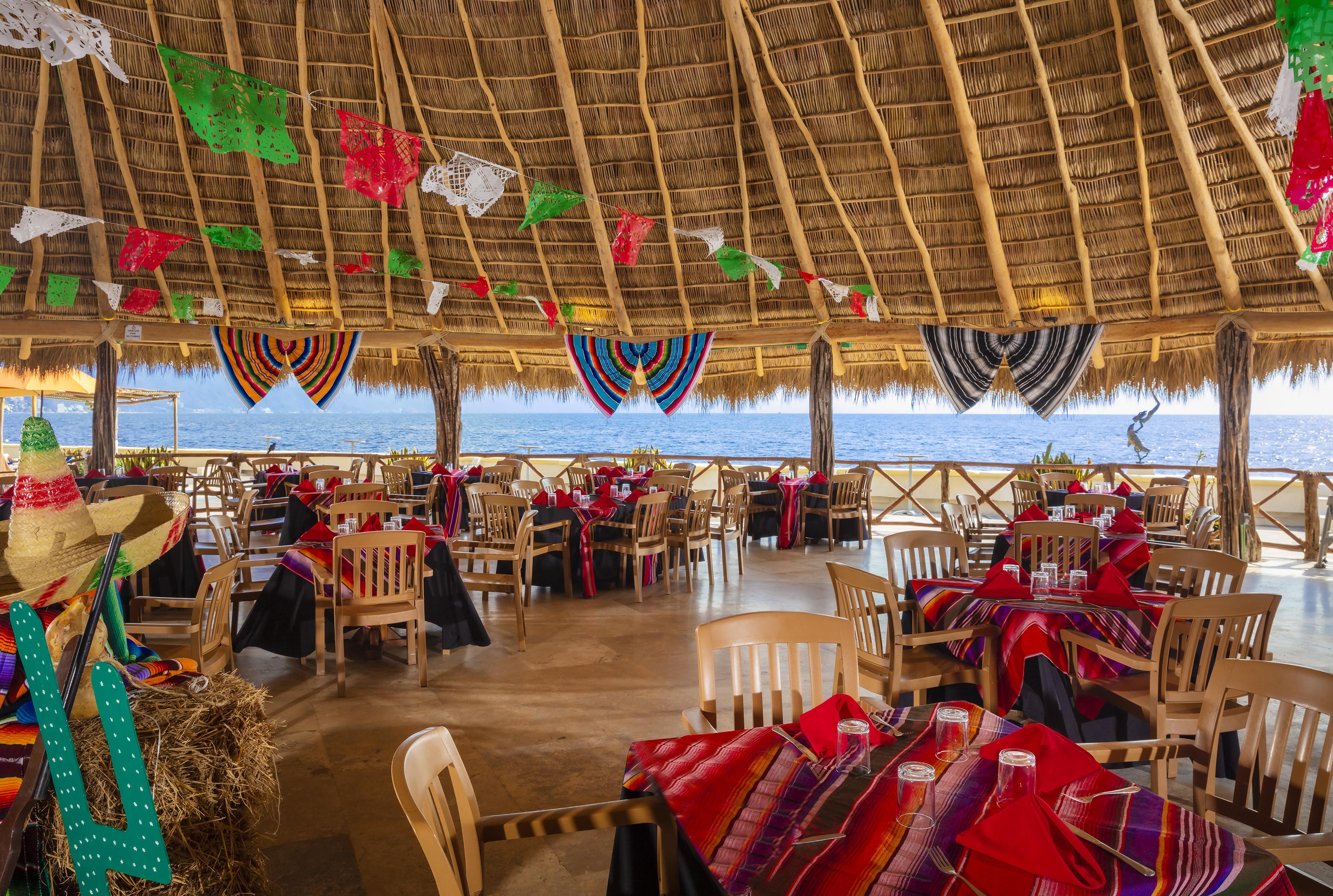 Las Palmas By The Sea All Inclusive Hotel Puerto Vallarta Exterior photo